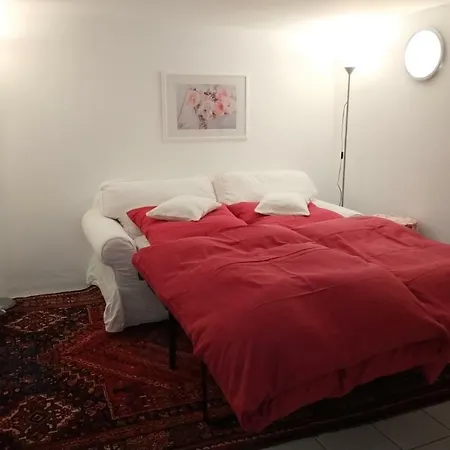 Souterrain-wohnung In Gepflegter Apartamento